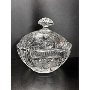 Mid 20th Century European Etched and Cut Crystal Lidded Oval Candy Dish